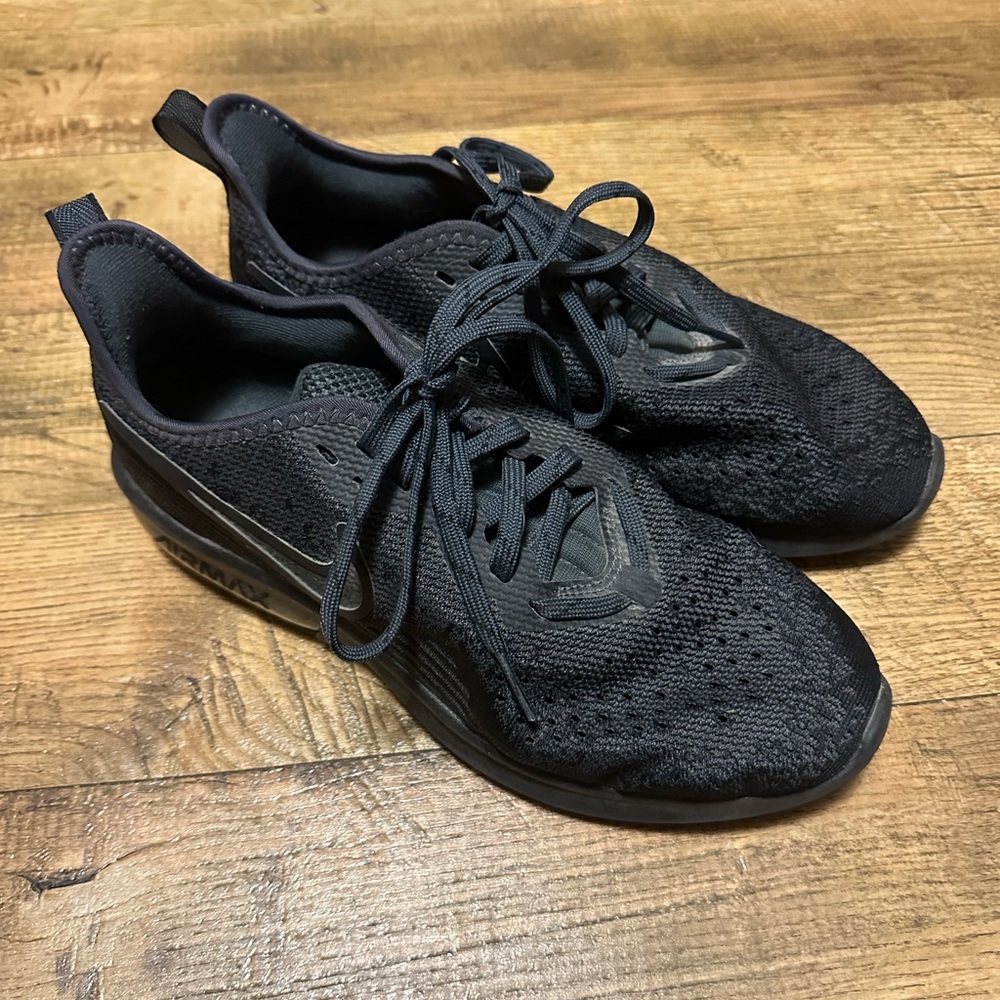 Women’s Nike Air Max Sequent sneakers- all black, size 7
